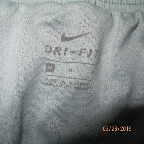 nike dri fit shorts - Picture 3 of 5